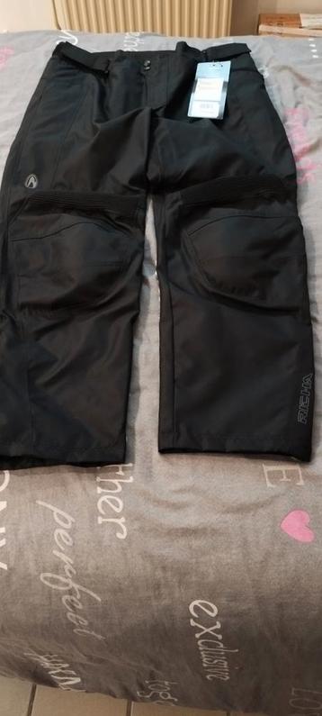 NIEUWE zwarte 4 Seizoenen motorbroek van Richa grote maat, Motoren, Kleding | Motorkleding, Ophalen