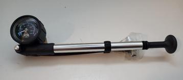 Pompe haute pression pour fourche/amortisseur vélo Beta beschikbaar voor biedingen