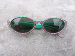Lunettes de soleil enfant vert fleurs rose pliable ovale, Enlèvement ou Envoi, Utilisé, Vert, Lunettes de soleil