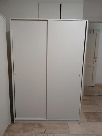 L 118 x H 176 x D 55 cm beschikbaar voor biedingen