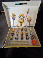 Minions doos met 16 figuurtjes potlood toppers, Verzamelen, Ophalen of Verzenden, Zo goed als nieuw