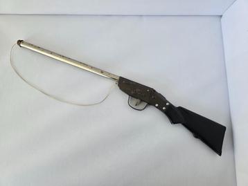 Speelgoed knalkurk rifle geweer "Pony Rifle" beschikbaar voor biedingen