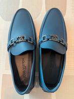 Mocassin Louis Vuitton homme 42, Neuf, Espadrilles et Mocassins, Enlèvement, Bleu