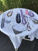 Lot van 12 sieraden uit sluiting zaak, Enlèvement ou Envoi