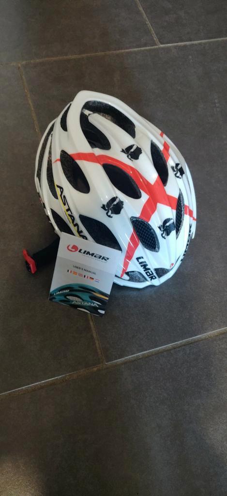 Vends casque Limar édition limitée Fabio Aru Astana taille L, Vélos & Vélomoteurs, Accessoires vélo | Casques de vélo, Comme neuf