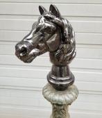 Grote paalkop van een Paard voor hekwerk poort tuinbeeld, Comme neuf, Animal, Enlèvement ou Envoi, Métal