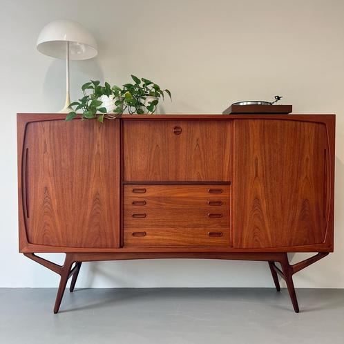 - Vintage highboard, Deens •Harry Østergaard• -, Huis en Inrichting, Kasten | Dressoirs, Ophalen of Verzenden
