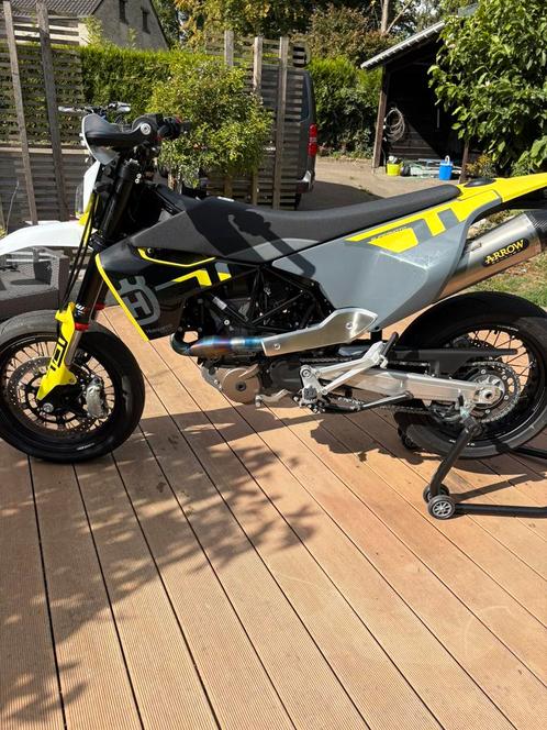 Husqvarna 701, Fietsen en Brommers, Brommers | Crossbrommers, Zo goed als nieuw, Ophalen