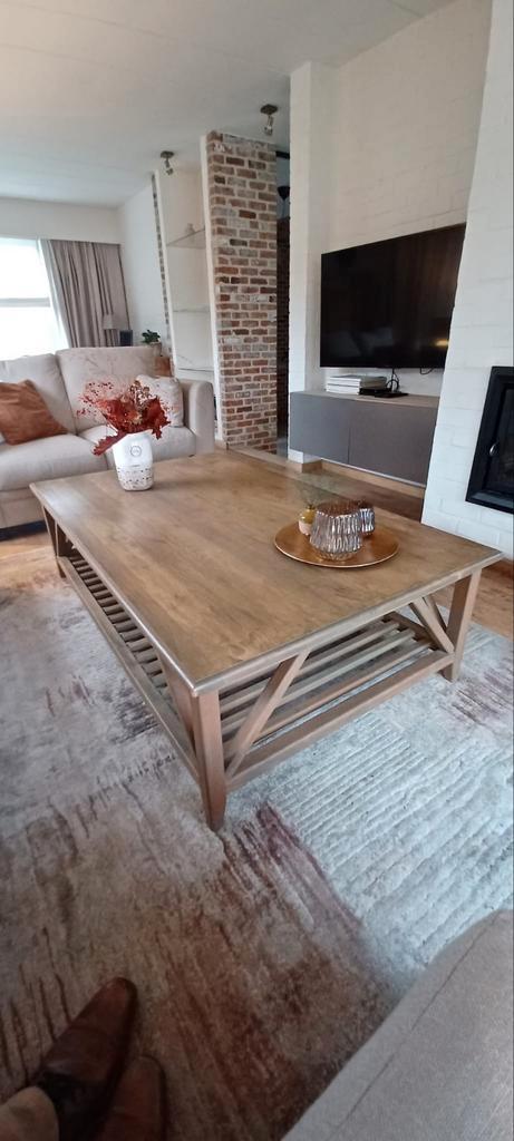 Landelijke salontafel en bijzettafel in massief hout, Huis en Inrichting, Tafels | Salontafels, Zo goed als nieuw, Eikenhout, Ophalen