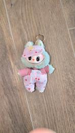 Lafufu, Enlèvement, Comme neuf