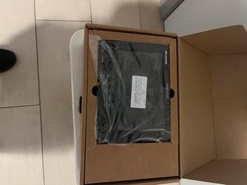 Moniteur de terrain embarqué beschikbaar voor biedingen