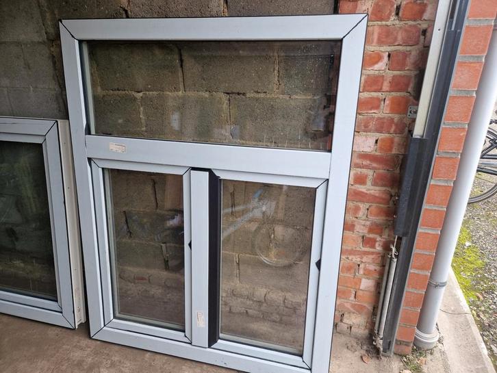 3x nieuwe zwarte Kömmerling ramen, Doe-het-zelf en Bouw, Raamkozijnen en Schuifdeuren, Ophalen