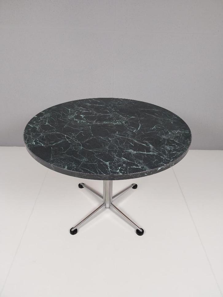 Vintage Tafel met Marmerlook Blad en Chromen Onderstel, Huis en Inrichting, Tafels | Eettafels, Gebruikt, 50 tot 100 cm, 50 tot 100 cm