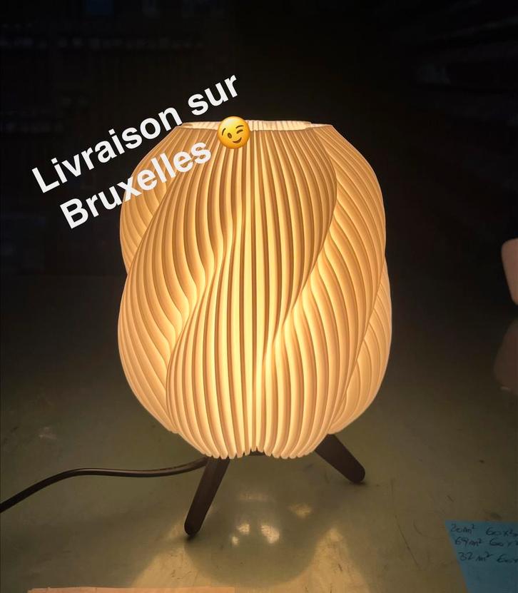 Lampe de chevet. Ampoule LED incluse, Maison & Meubles, Lampes | Lampes de table, Neuf, Moins de 50 cm, Autres matériaux, Enlèvement ou Envoi