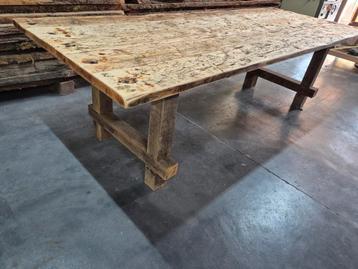 Tafel eettafel boerentafel uit wagonplanken  beschikbaar voor biedingen