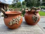 2 prachtige ronde terracotta bloempotten, Tuin en Terras, Rond, Tuin, Zo goed als nieuw, Terracotta