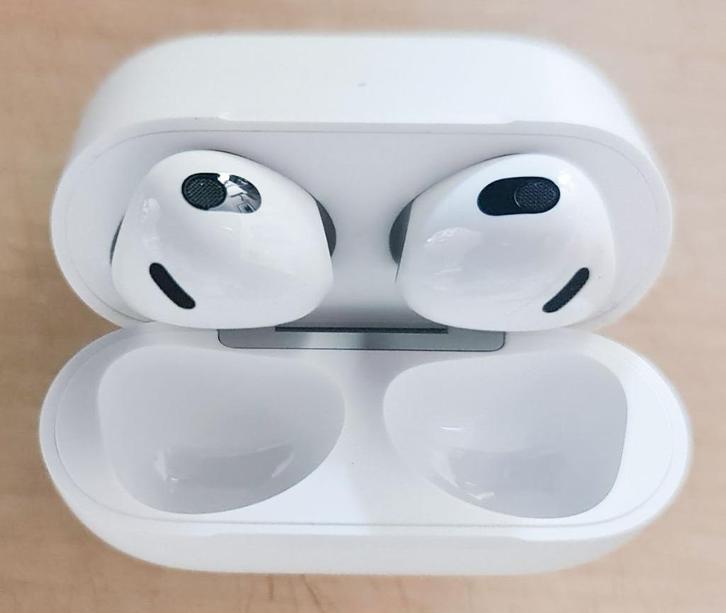 Apple AirPods met draadloze oplaadcase (3e generatie), Telecommunicatie, Mobiele telefoons | Oordopjes, Nieuw, In oorschelp (earbud)