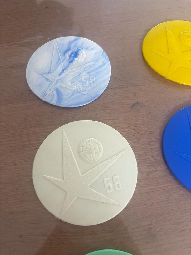 Expo 58 souvenir originele drankjetons Hoechst!, Verzamelen, Retro, Ophalen