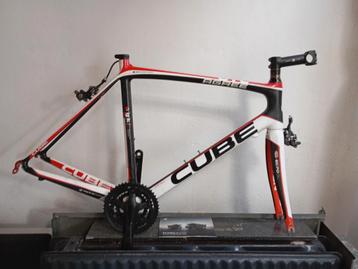 Cadre en carbone Cube M 58 en bon état, Vélos & Vélomoteurs, Vélos | Hommes | Vélos de sport & Vélo de randonnée, Enlèvement ou Envoi