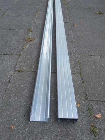 GYPROC 2 plafondprofielen voor gipsplaat PC60/27 4000MM beschikbaar voor biedingen