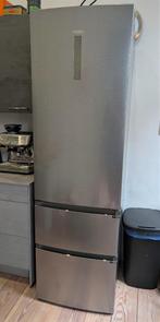 Fridge ( réfrigérateur congélateur/koelkast met vriesvak), Elektronische apparatuur, Koelkasten en IJskasten, Ophalen, 200 liter of meer