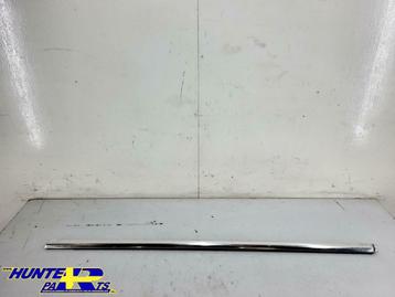 Raamlikker Volvo V70 ('07-'17) 30661120 beschikbaar voor biedingen