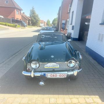 TRIUMPH TR4AIRS GEACCIDENTIEERD, Autos, Triumph, Achat, Boîte manuelle, Noir, TR4