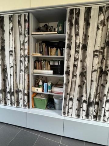 Open opbergkasten  beschikbaar voor biedingen