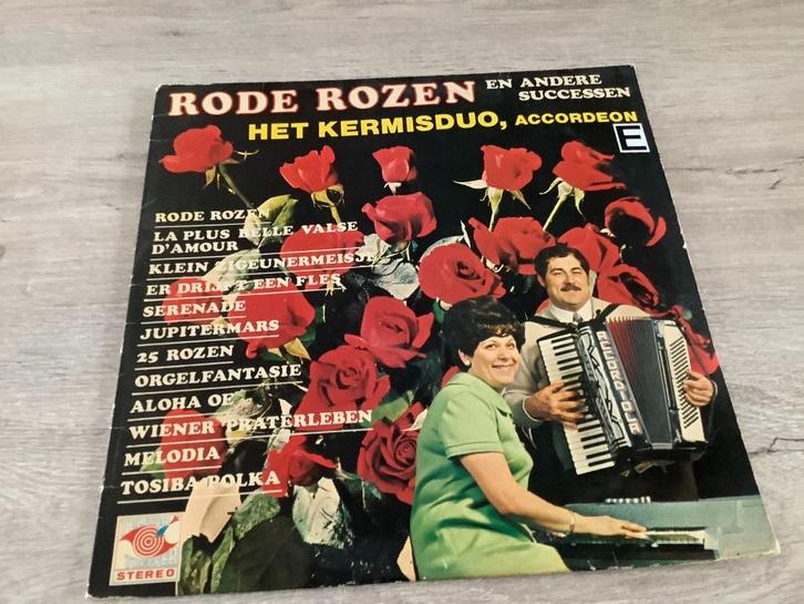 Vinyl Red roses et autres succès : l'accordéon en duo pour l, CD & DVD, Vinyles | Autres Vinyles, Utilisé, 12 pouces, Envoi