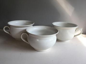Anciens vases de nuit en faïence, Ophalen