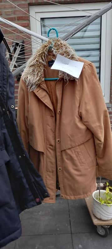 winterjassen beschikbaar voor biedingen