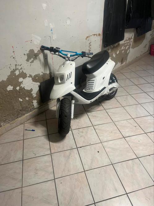 Mbk booster 50 cc b klasse (bcd), Fietsen en Brommers, Scooters | Overige merken, Gebruikt, Klasse B (45 km/u), Tweetakt, Ophalen