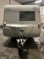 Nuage de caravanes, Jusqu'à 4, Coin salon convertible, 5 à 6 mètres, Particulier