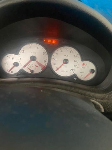 Peugeot te koop, Autos, Argent ou Gris, Achat, Entreprise, Boîte manuelle