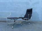 Fauteuil Vitra Eames EA124 + EA125, Maison & Meubles, Fauteuils, Enlèvement ou Envoi, Utilisé, Tissus, Design