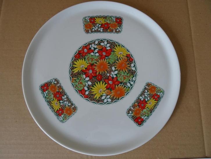 Vlaaischotel taartschotel gebakschotel Bavaria Germany 1960, Huis en Inrichting, Keuken | Servies, Zo goed als nieuw, Schaal of Schalen