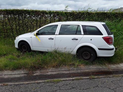 Opel - Astra - Car - 2005, Auto's, Opel, Bedrijf, Astra, Benzine, Overige carrosserie, Handgeschakeld, Gebruikt