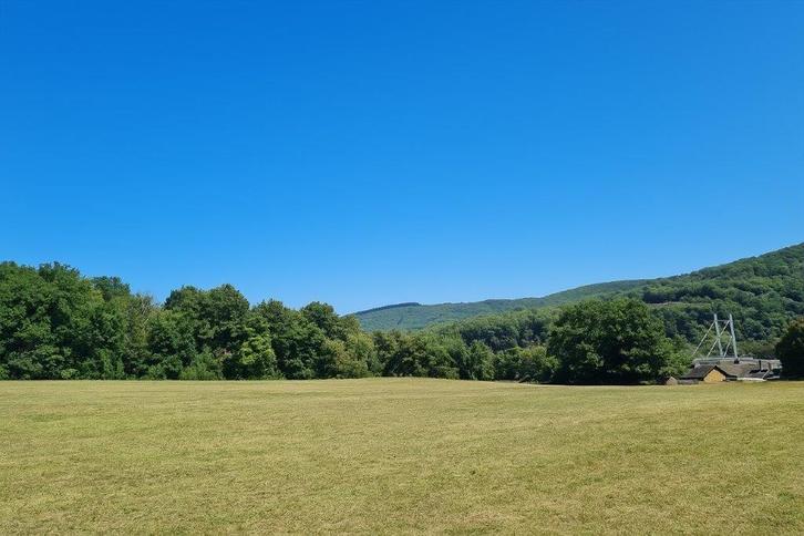 5544 Agimont - Hastière: prachtig gelegen bouwgrond, 51 are., Immo, Gronden en Bouwgronden, 1500 m² of meer