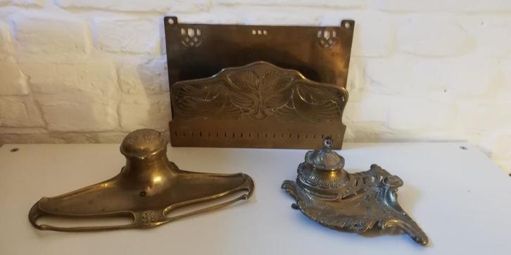 2 inktpotten (art nouveau - rococo) + 1 krantenhouder, Antiek en Kunst, Antiek | Brons en Koper, Koper, Ophalen