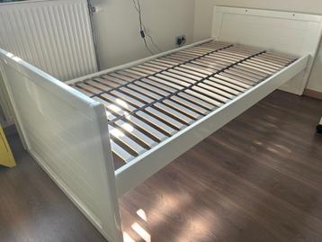 Babybed en eenpersoonsbed (Doorgroeibed) beschikbaar voor biedingen