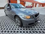BMW 318D Euro 5 Automaat 2012 Facelift, Auto's, Euro 5, 1995 cc, Zwart, Leder