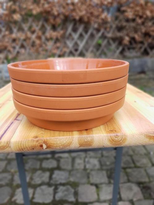4 geëmailleerde schotels van natuurlijk terracotta, Tuin en Terras, Kassen, Nieuw, Ophalen