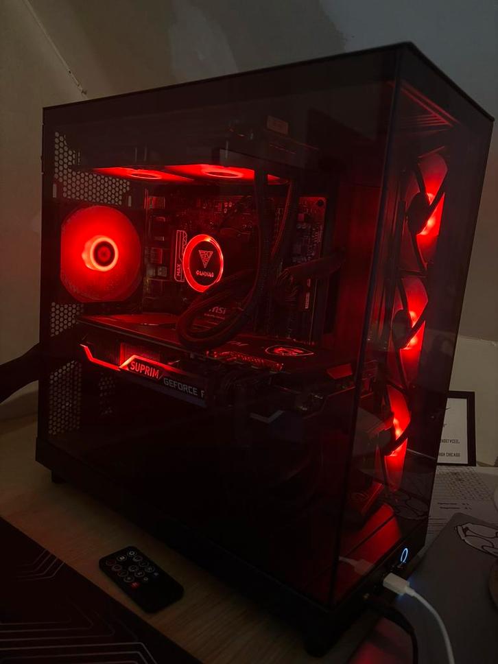 PC onderdelen TE KOOP: cpu, psu, waterkoeling, mobo, case, Informatique & Logiciels, Ordinateurs de bureau, Comme neuf, SSD, Enlèvement ou Envoi