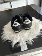 Basket Nike taille 38, Sport en Fitness, Basketbal, Ophalen of Verzenden, Gebruikt, Schoenen