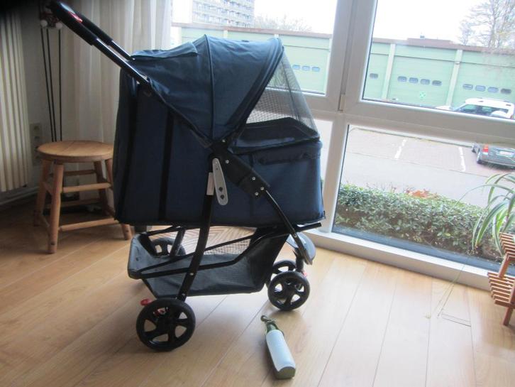 Prachtige hondenbuggy , 2 maand gebruikt, Dieren en Toebehoren, Honden-accessoires, Ophalen of Verzenden