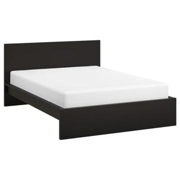 Zwart IKEA Malm tweepersoonsbed met lattenbodems beschikbaar voor biedingen