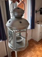 Lantaarn met kaars, Huis en Inrichting, Woonaccessoires | Kandelaars en Kaarsen, Ophalen, Gebruikt, Metaal, Grijs