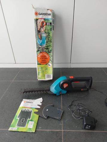 Gardena Accu grass&buxusschaar 80 beschikbaar voor biedingen