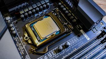 i5-10600K + Z490 + 36GB DDR4 RAM beschikbaar voor biedingen