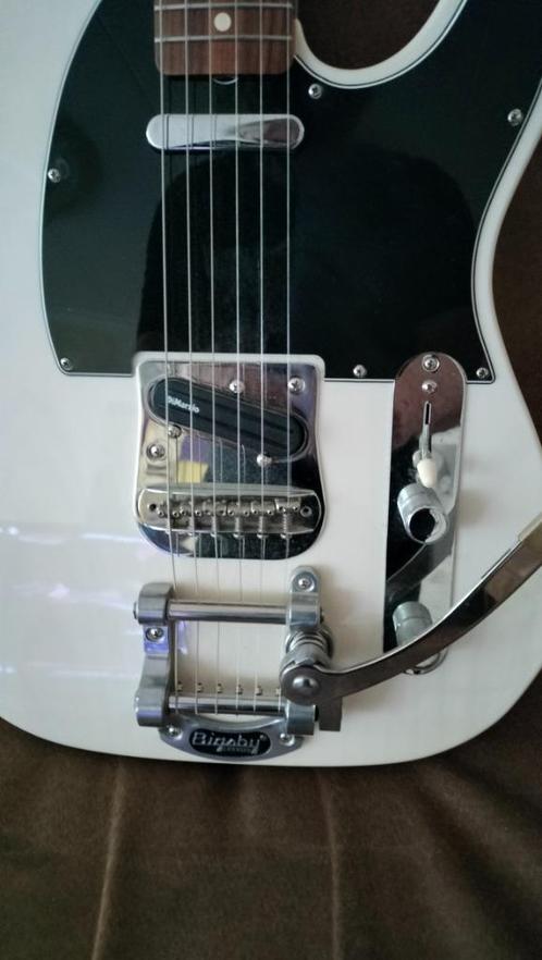 Vintera 'Telecaster, Muziek en Instrumenten, Snaarinstrumenten | Gitaren | Elektrisch, Zo goed als nieuw, Solid body, Fender, Ophalen of Verzenden